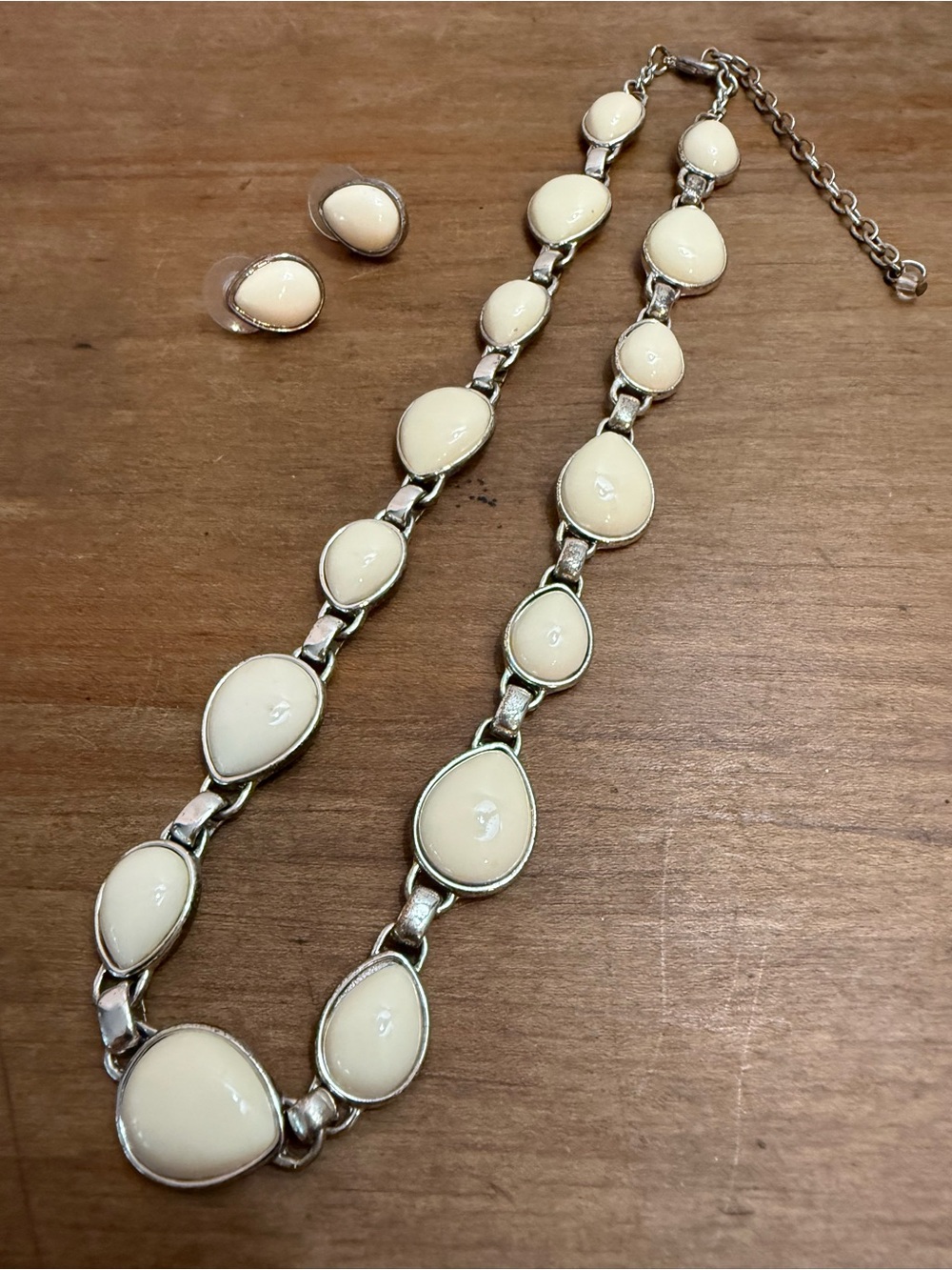 Napier Ivory Teardrop Necklace & Earrings Set Vintage Silver Tone
